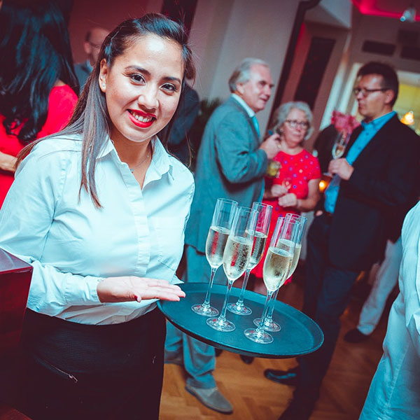Salsanena Wien - Professionelle Tanz-Workshops für Anfänger, Fortgeschrittene und Profis - Location Salsanena Wien - Professionelle Tanz-Workshops für Anfänger, Fortgeschrittene und Profis - Location