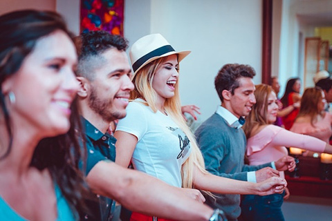 Salsanena Wien - Professionelle Tanz-Workshops für Anfänger, Fortgeschrittene und Profis - Kizomba Workshops Salsanena Wien - Professionelle Tanz-Workshops für Anfänger, Fortgeschrittene und Profis - Kizomba Workshops